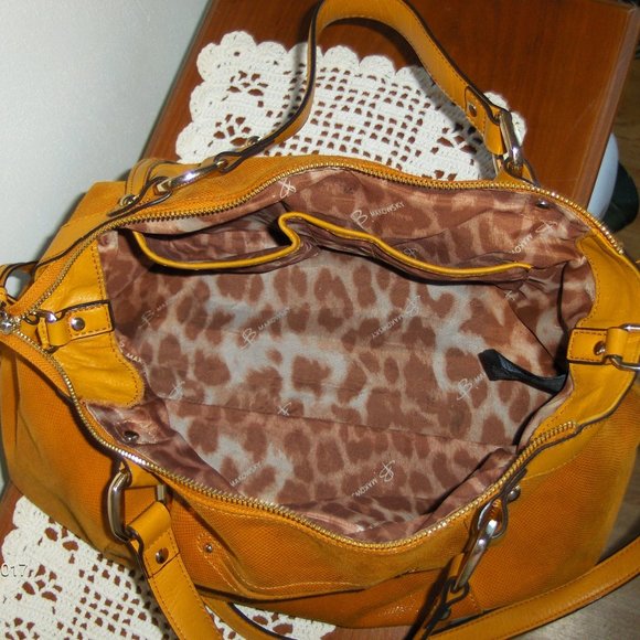 B. Makowsky Satchel Lombard Lizard Dandelion - Picture 10 of 11